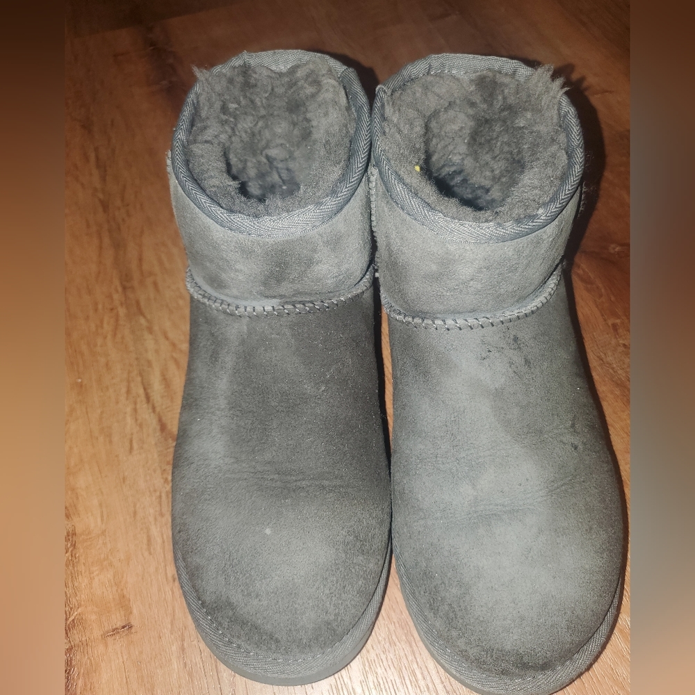 Ugg mini boots